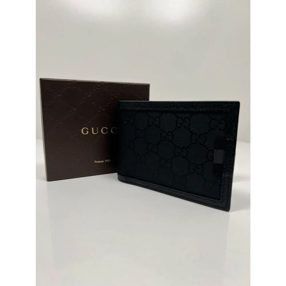 Gucci GG Black Canvas With Grained Leather Trim Bi fold Men wallet with Insert